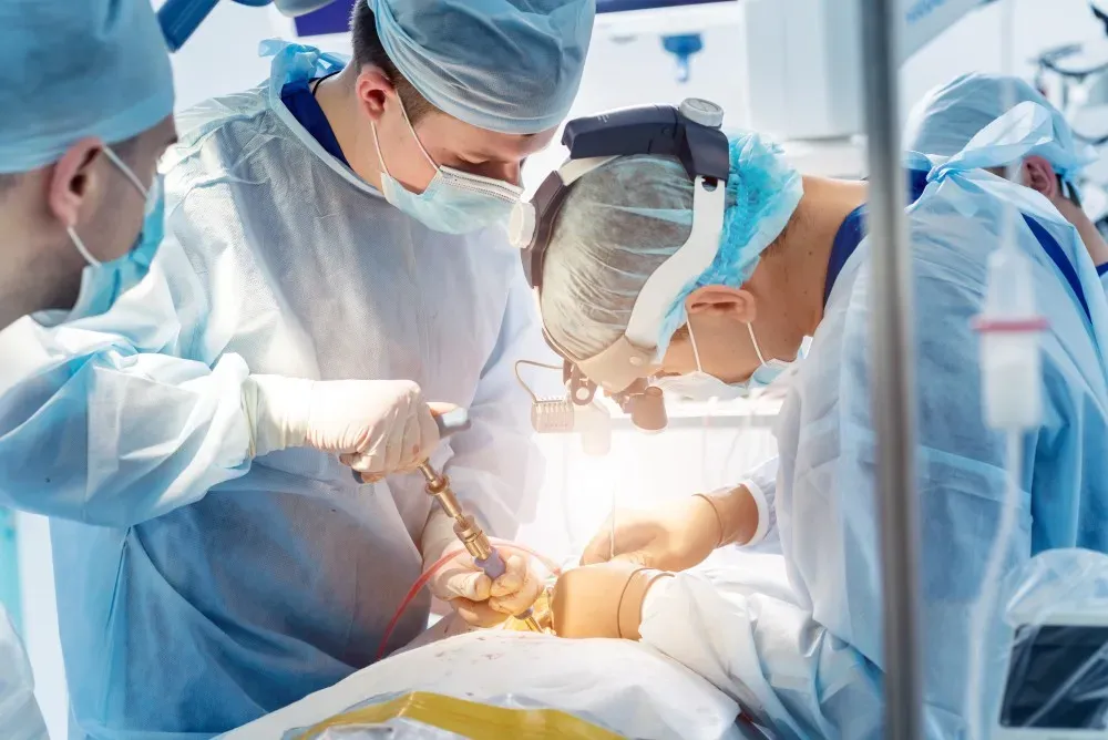 Here&#39;s What to Expect After Your Cervical Spine Surgery
